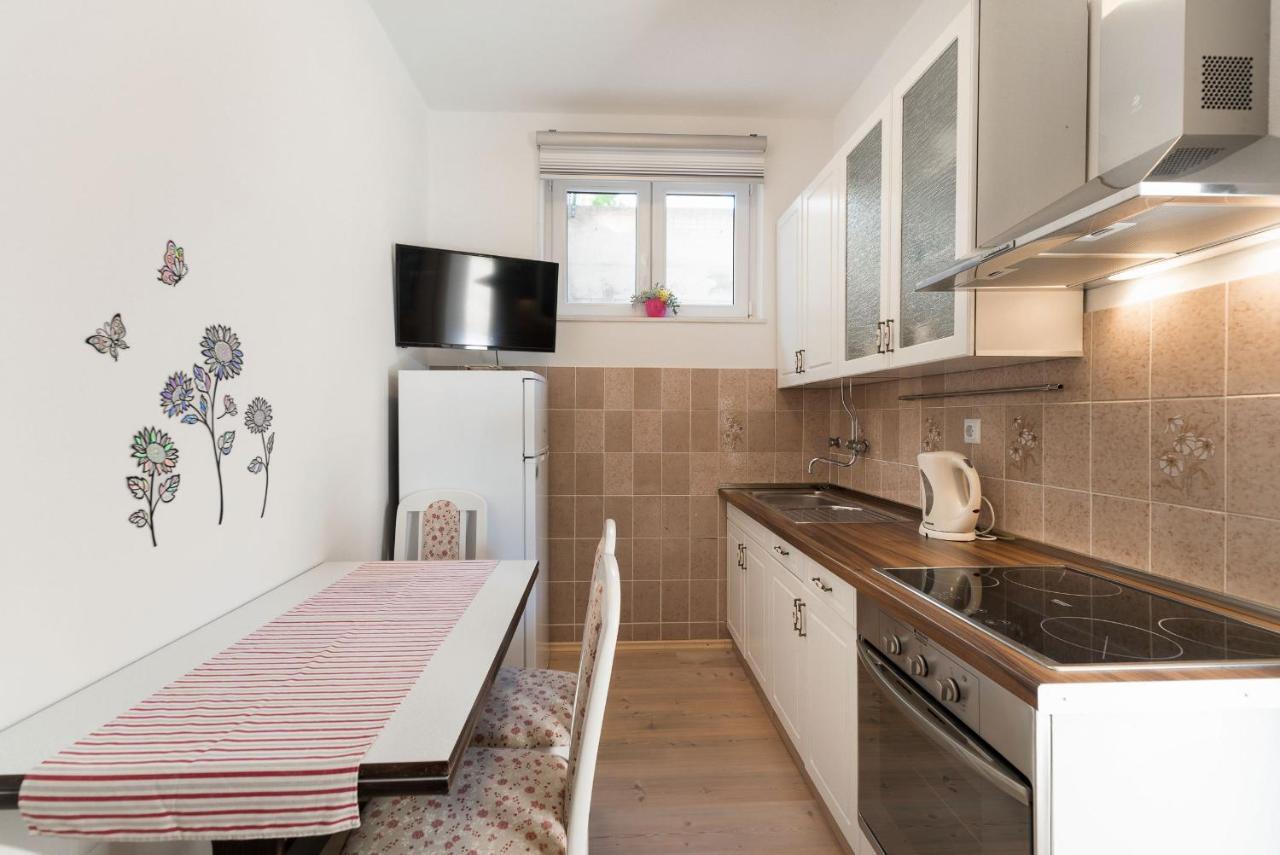 Apartments Ivanka Okrug Gornji Luaran gambar