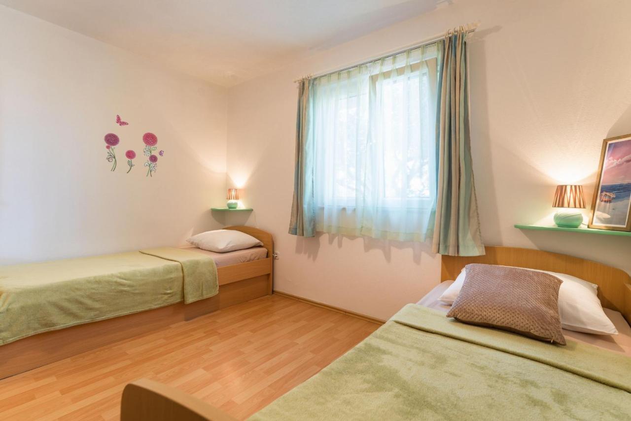 Apartments Ivanka Okrug Gornji Luaran gambar
